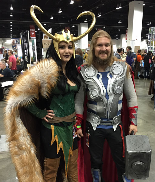 Cosplay-Loki-and-Thor