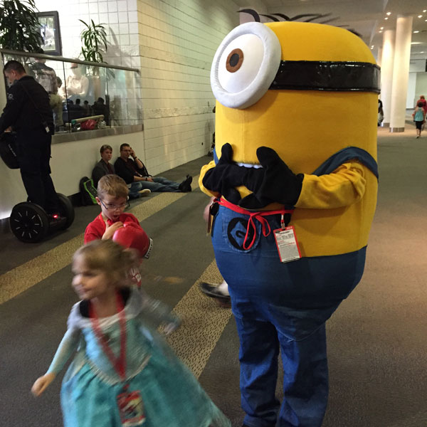Cosplay-Minion-Stuart-Dispicable-Me-2